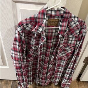 Wrangler Men's Red and Black Plaid Button Down Shirt